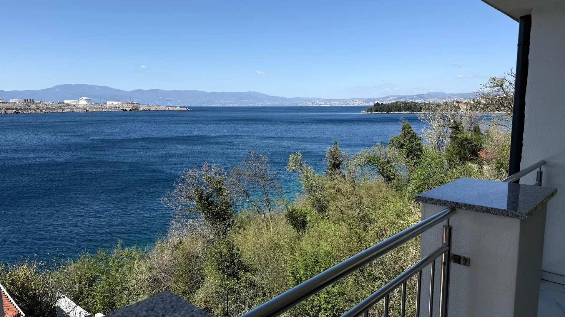Mertik House Omisalj Croatia