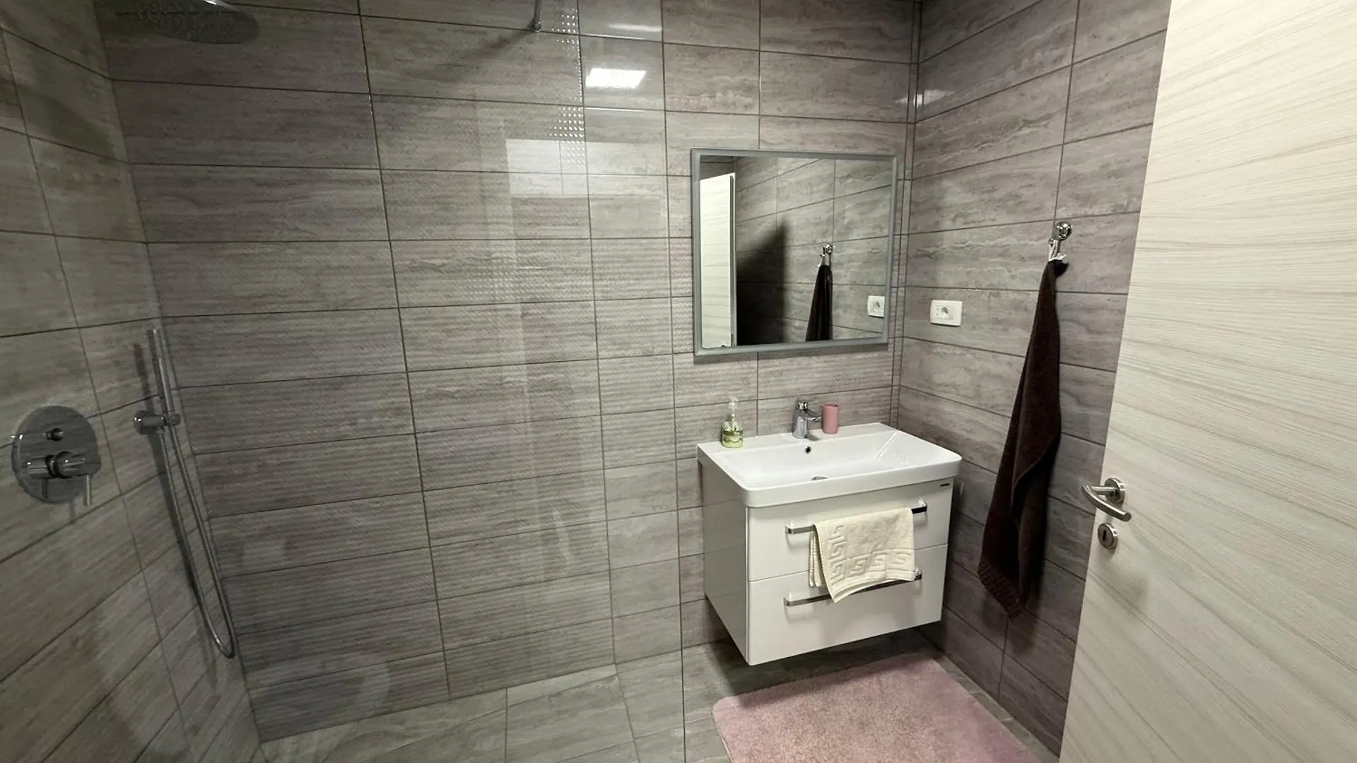 Apartment Mertik House Omisalj Croatia